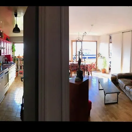 Le Charme De Montmartre A Ciel Ouvert Апартаменты Париж