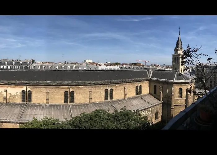 Le Charme De Montmartre A Ciel Ouvert * París