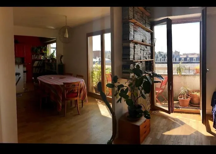 Le Charme De Montmartre à Ciel Ouvert Appartement *